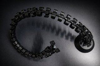 Passacavi Vertebra Nero
