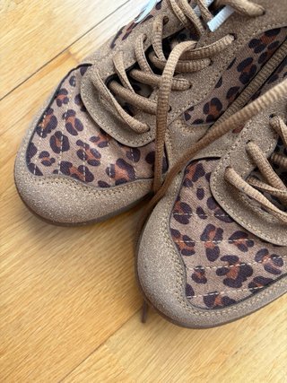 Deportivas NK Marrones y Leopardo