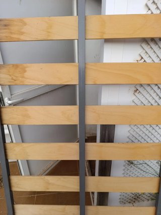 Somier 90cm con cabecero de madera con colchón