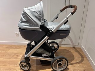 Carrito Mutsy con capazo y silla de paseo