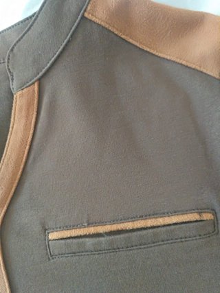 Lloyd’s. Camiseta detalle antelina. T. S