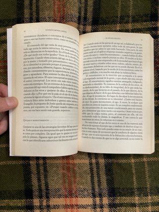 Libro Eckhart Tolle - un nuevo mundo ahora