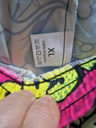 Pantaloni fantasia stile fumetto