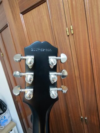 Guitarra Epiphone LP Prophecy