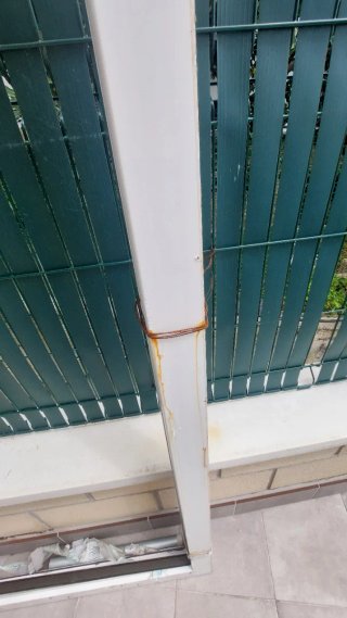 Marco de ventana exterior blanco