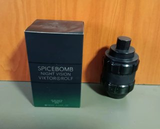 Viktor & Rolf Spicebomb Night Vision Caja Vacía