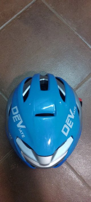 Casco Ciclismo DEVIATE Azul y Plata