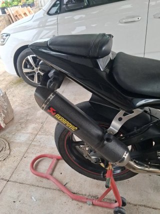 Yamaha YZF R6 Sportbike Negra