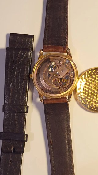 Omega Genève Oro 18k Automatico con Data