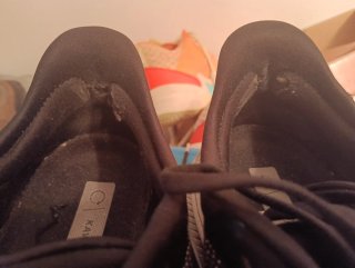 Zapatillas Hoka Negras y Grises