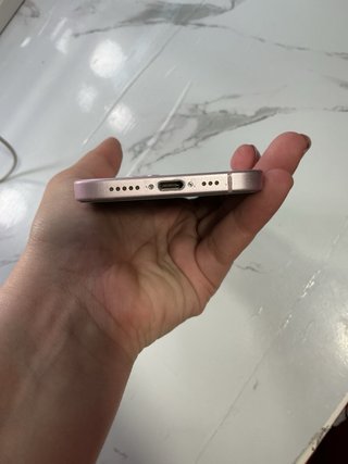 iPhone 15 Rosa