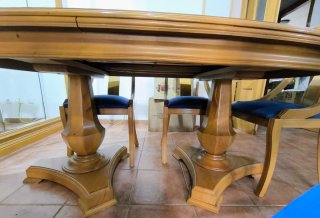 Mesa de comedor extensible de madera