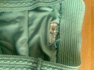 Minifalda Amichi verde encaje