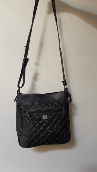Bolso acolchado gris 25x25
