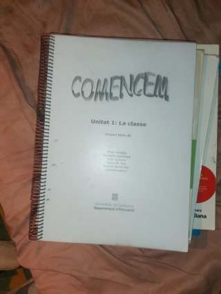 libros escolares de primer año (1º de ESO) en buen