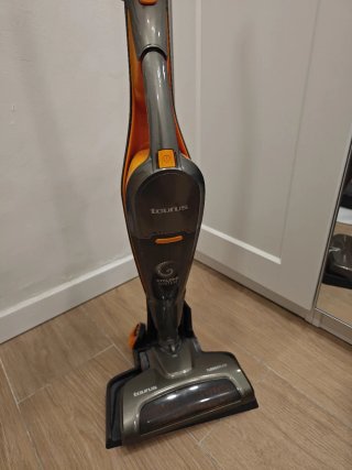 Aspiradora Taurus Unlimited 25.6V