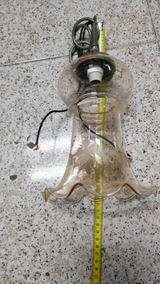 Lámpara colgante de cristal antigua