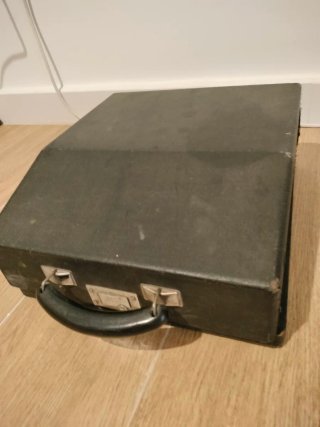 Máquina de escribir Hispano Olivetti Antigua