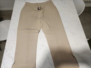 Pantaloni donna pinocchietto beige