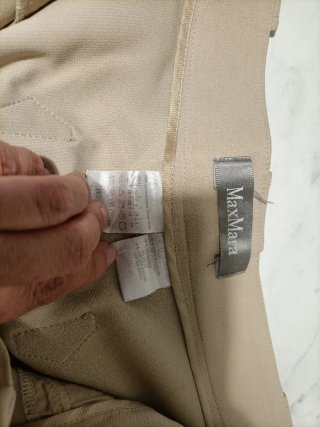 Pantaloni donna pinocchietto beige