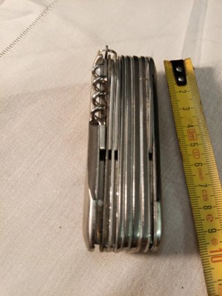 Coltellino multiuso