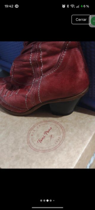 Botas cowboy, rojas, hechas en España