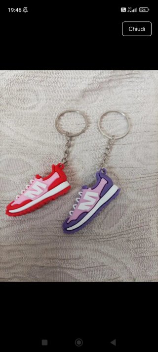 Coppia portachiavi scarpe sneakers