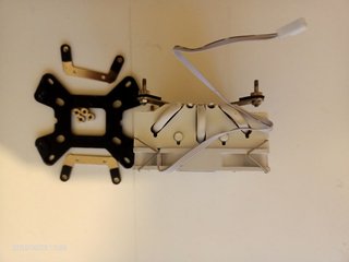 Ventilador PC Blanco y Soporte