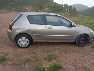 Toyota Corolla 2003