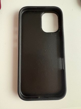 Cover Casetify iPhone 16 con design di ciliegie