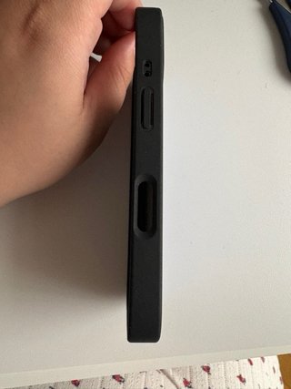 Cover Casetify iPhone 16 con design di ciliegie