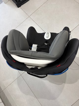 Silla de coche casi nueva