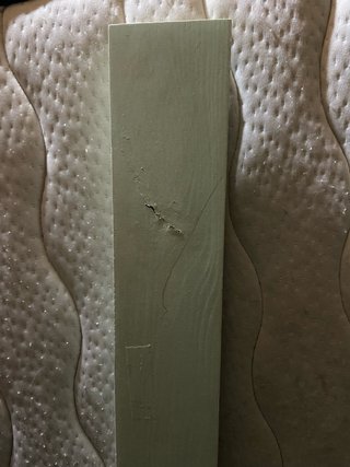 Cama montessori type teepee. Light green wood.