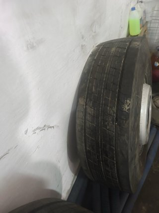 Nuevas Cubiertas BRIDGESTON y Llantas 22.5 Camión