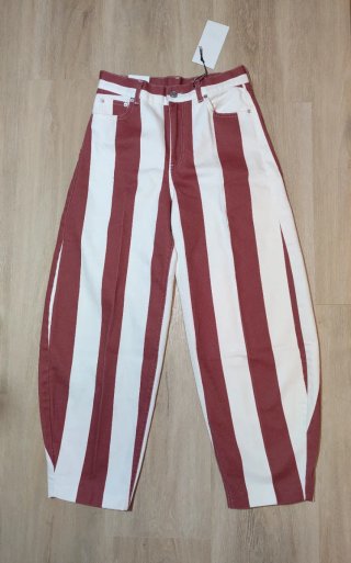 Pantalón Zara Barrel Rayas Rojo y Blanco
