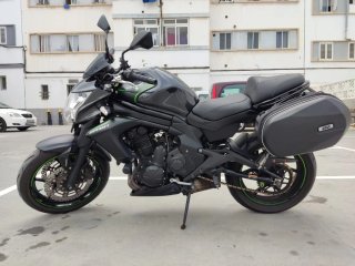 Kawasaki ER6N Negra y Verde