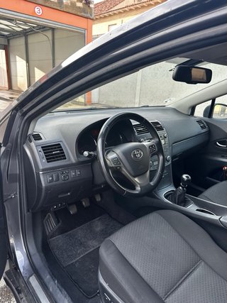Toyota Avensis 2009