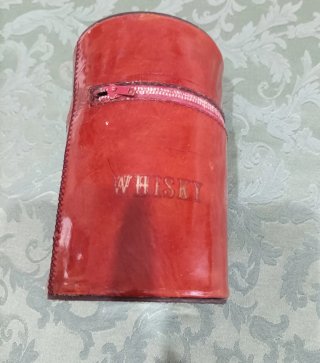 Porta liquori vintage da viaggio in pelle