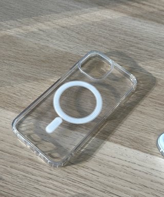 IMPECABLE iPhone 15