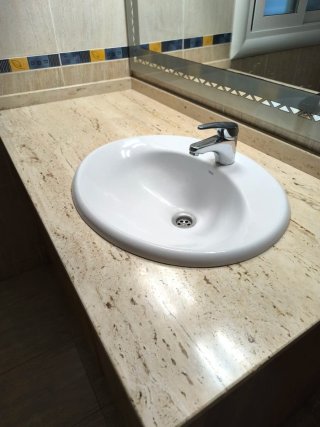 Conjunto Muebles Baño Madera y Mármol
