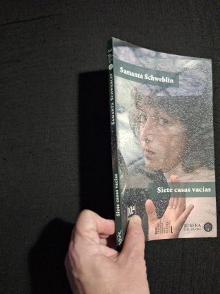 Samanta Schweblin. Siete casas vacías