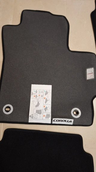 Alfombrillas Toyota Corolla GR - originales