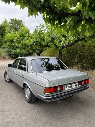 Mercedes-Benz 280E w123 2016