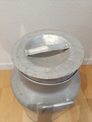 Cántaro de leche de aluminio