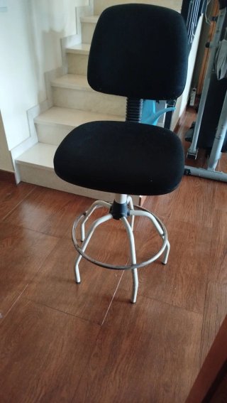 Mesa de dibujo inclinable de madera y metal