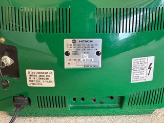 Televisor Hitachi Vintage Verde
