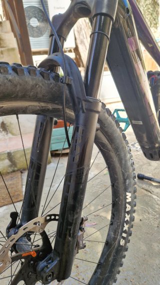 Bicicleta Eléctrica Trek Rail 5 de montaña MTB