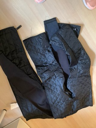Pantalones de moto negros con tirantes