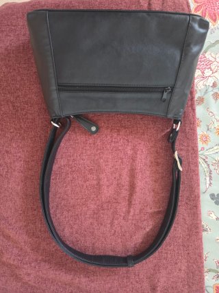 Bolso de hombro negro