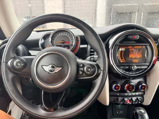 MINI Cooper automático gasolina – Muy cuidado